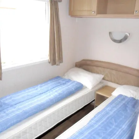 בית נופש Holiday Home Le Perron Montfiquet