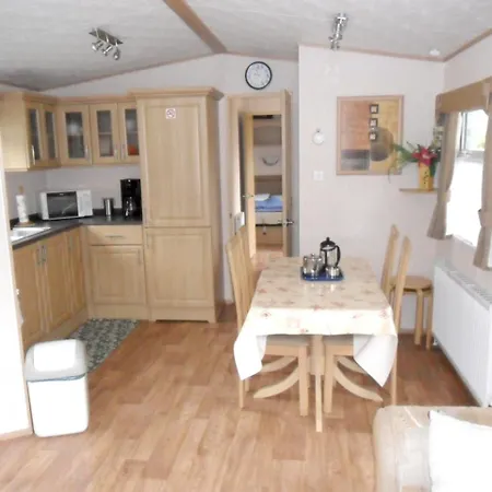 בית נופש Holiday Home Le Perron